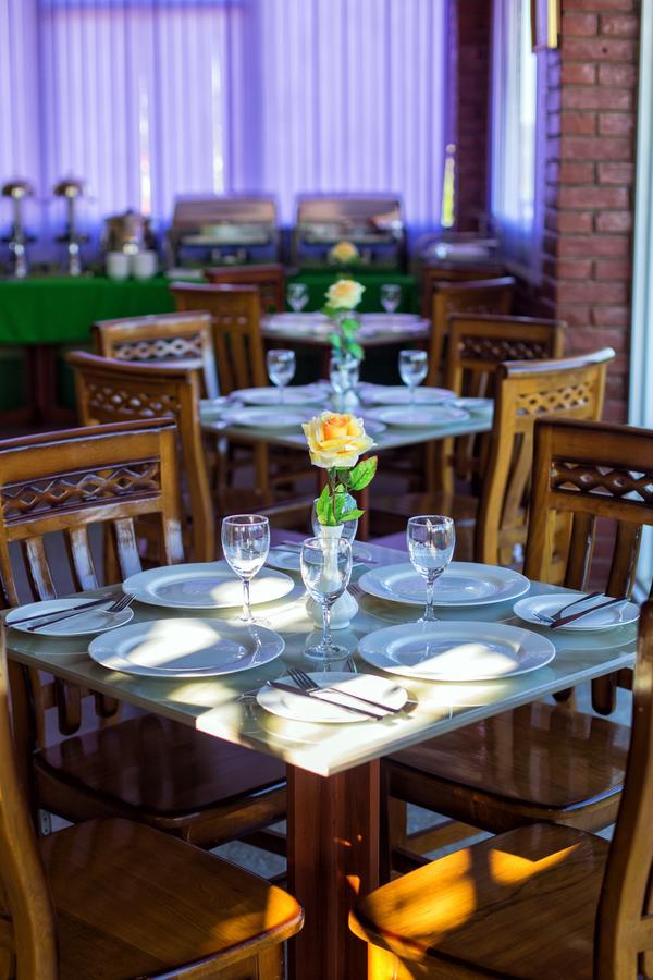 Hotel Rich  Pyin U Lwin Exterior foto